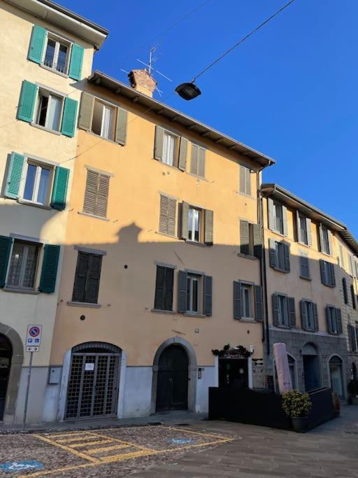 Apartamento Accademia Love Bérgamo Exterior foto